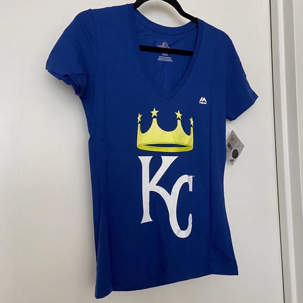 Women’s Majestic Salvador Perez "El Niño" Kansas City Tee Size Small